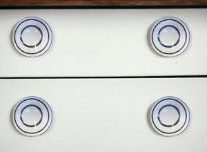 1.5" X 1.5" X 1.5" White Blue Black Handpainted Ceramic  Knobs 8 Pack