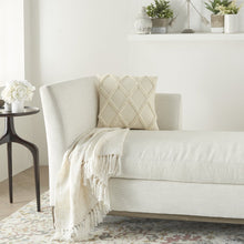 18" Ivory Cotton Blend