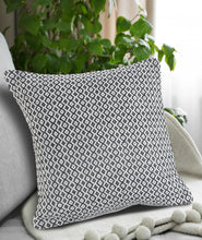 18" X 18" Navy And White 100% Cotton Geometric Zippered Pillow
