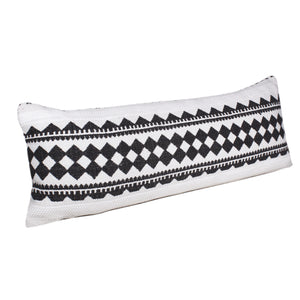 20" X 20" Black And White 100% Cotton Geometric Zippered Pillow
