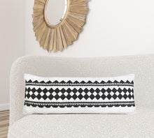 20" X 20" Black And White 100% Cotton Geometric Zippered Pillow